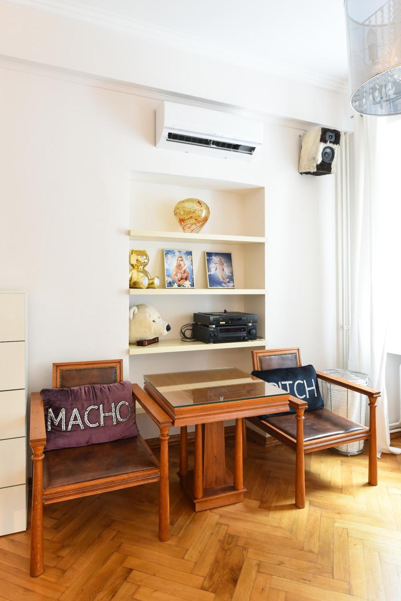 Neoclassical Luxury Apartment לובליאנה מראה חיצוני תמונה