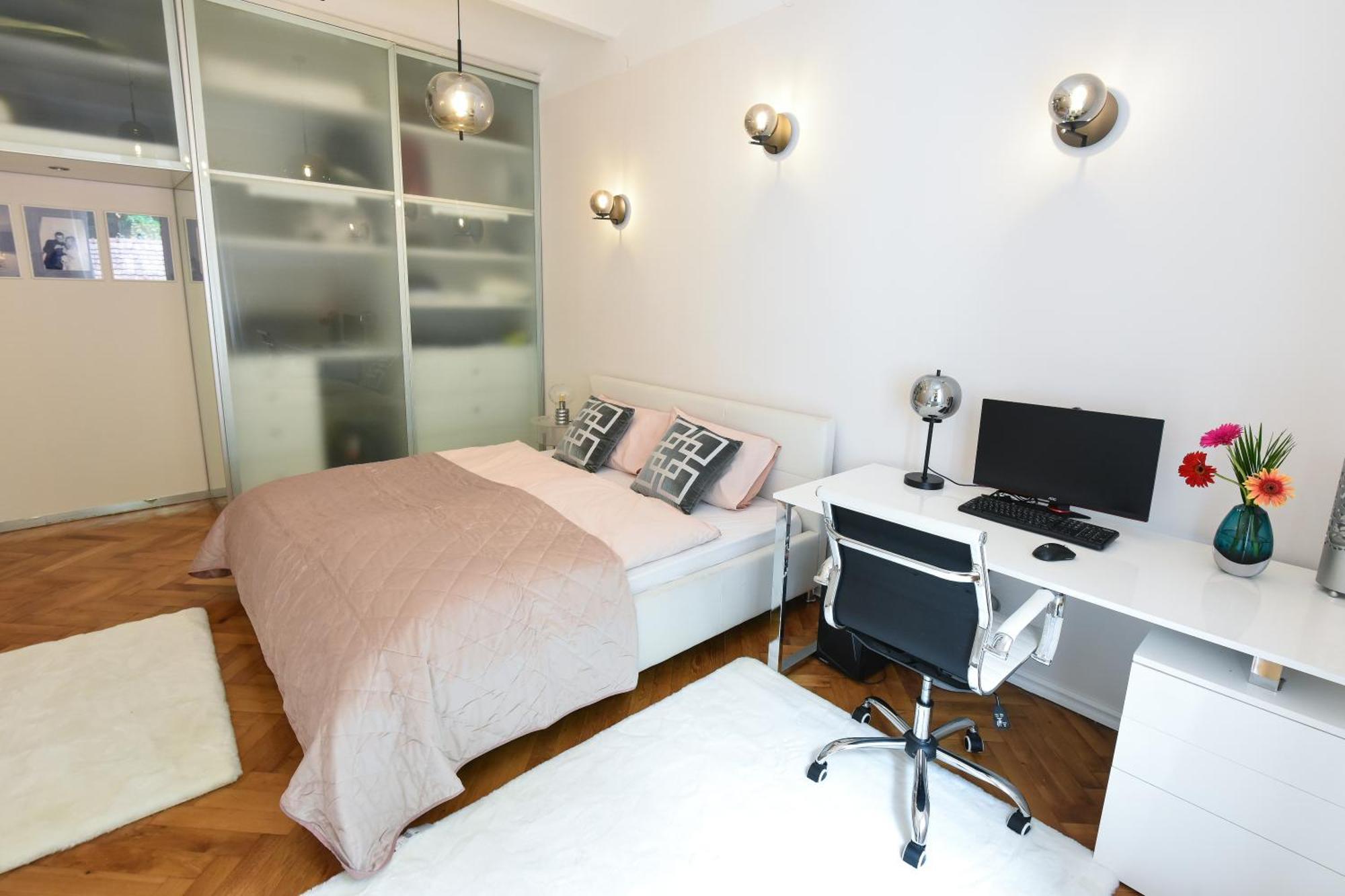 Neoclassical Luxury Apartment לובליאנה מראה חיצוני תמונה