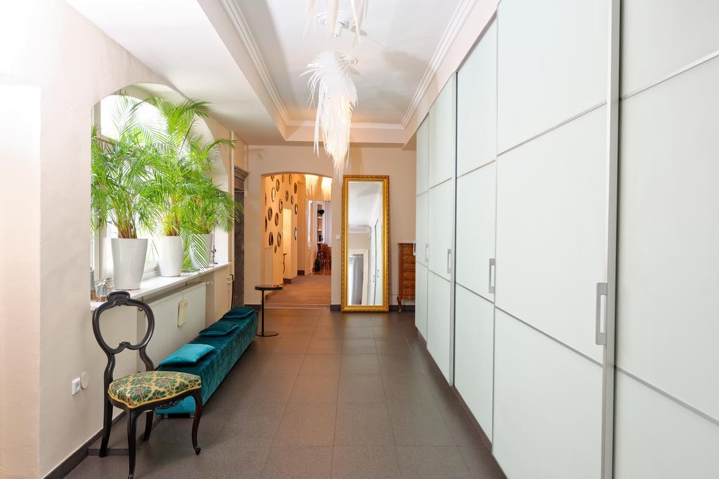 Neoclassical Luxury Apartment לובליאנה מראה חיצוני תמונה
